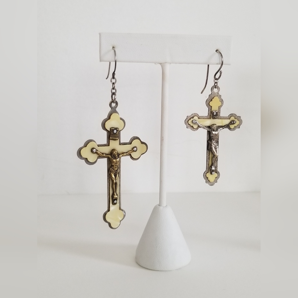 Vintage Italian Crucifix Cross Earrings